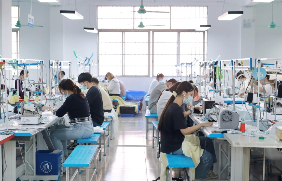 How to Make a Sample Order with China Clothing Manufacturers