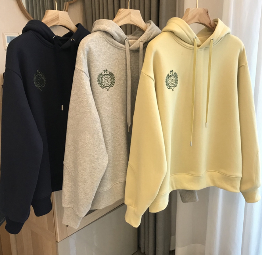 china Badge Embroidery Hoodie Supplier